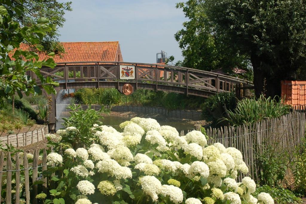 B&B De Rentmeesterhoeve Reningelst ภายนอก รูปภาพ