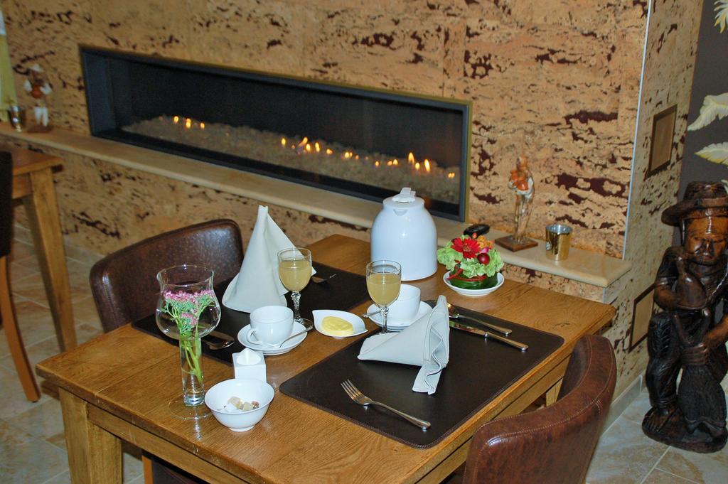 B&B De Rentmeesterhoeve Reningelst ภายนอก รูปภาพ